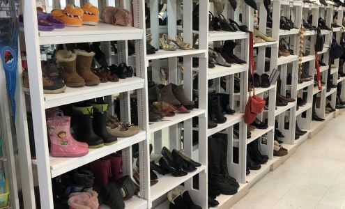 Boutique d’Occasion pour NOVA/Thrift Shop for NOVA