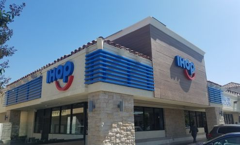 Paramount Town Center