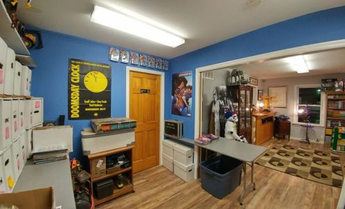 Brewster Gold; Gold, Silver Diamonds! Comics, Disney & Toy Collections