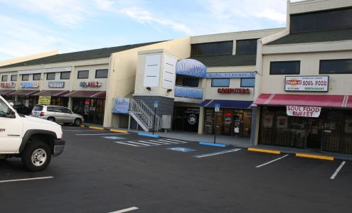 La Place Shopping Center