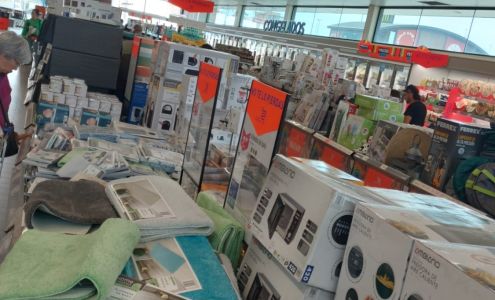 SC Super Convenience Store Revere