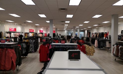 Suzy Shier | Le Château Trois-Rivieres