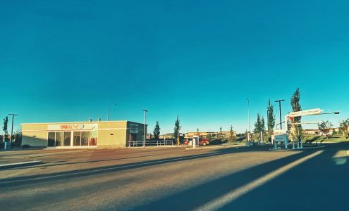 Petro-Canada & Car Wash