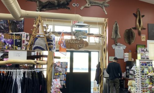 Corner Gas Lac La Biche