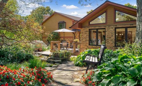 Keller Williams Advisors Realty: Don & Cyndi Shurt