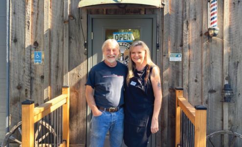 Barnwood Barber Shop 57667 Tygh Valley Rd, Tygh Valley Oregon 97063