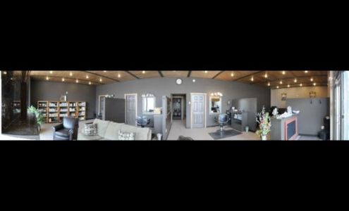 Northern Exposure Hair & Nails 413 4th Ave, International Falls Minnesota 56649