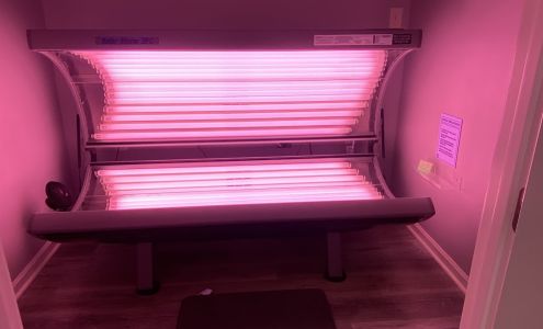 Glow Tanning & Wellness 928 Old Elizabethtown Rd Suite 5, Hodgenville Kentucky 42748