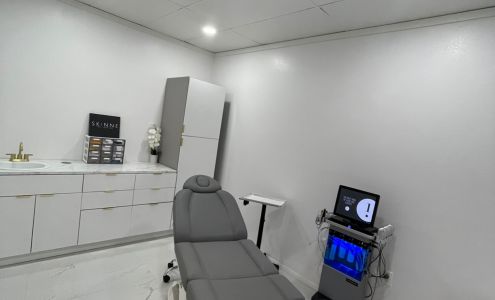 Skinne Face and Body Care