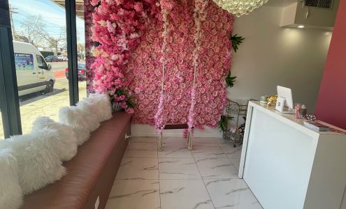 Nicole’s Lash N Beauty Studio LLC