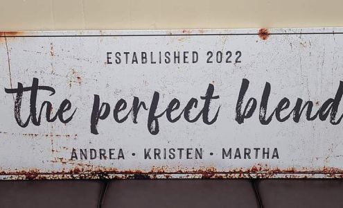 Kristen's Color & Contour Cabin 319 W Madison St, Pontiac Illinois 61764