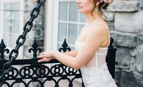 AV Makeup Artistry & BROWS BY AV Cowichan Bay