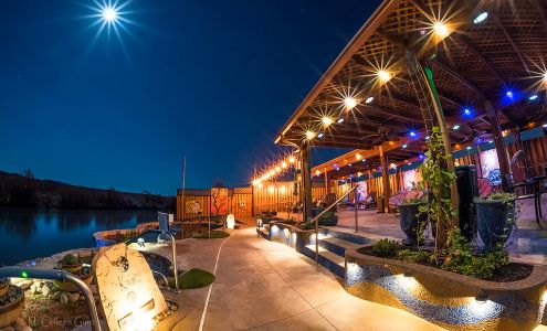 Riverbend Hot Springs