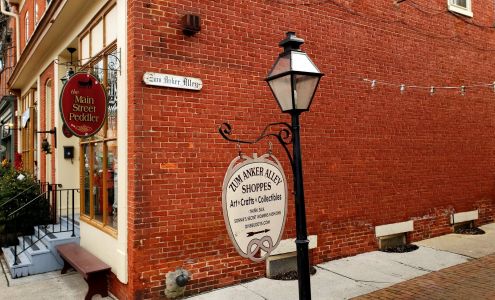 Zum Anker Alley Shoppes