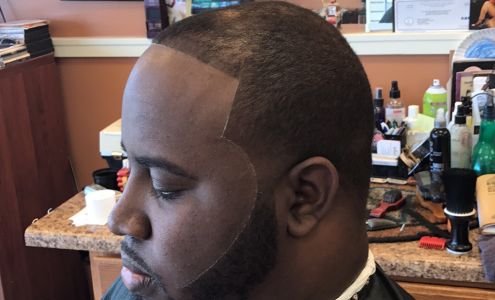 Philly’s Barbershop 406 E Main St, Louisa Virginia 23093