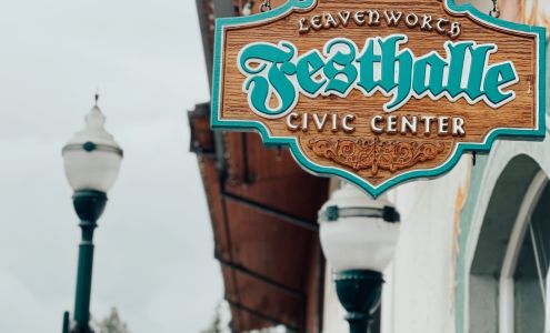 Leavenworth Festhalle