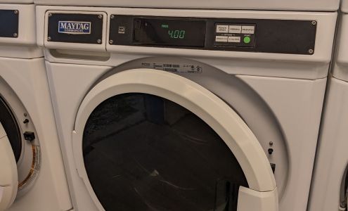 Parkside Laundry 11 Victoria St, Haliburton Ontario K0M 1S0