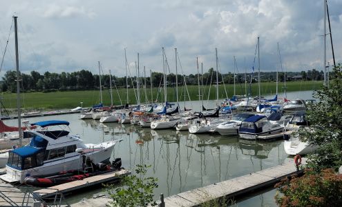 Marina Berthier-sur-Mer Berthier-Sur-Mer