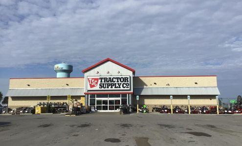Tractor Supply Bolivar