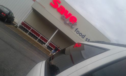 Save A Lot Saint Clair