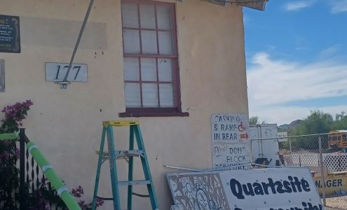 Quartzsite Community Thrift Store Quartzsite