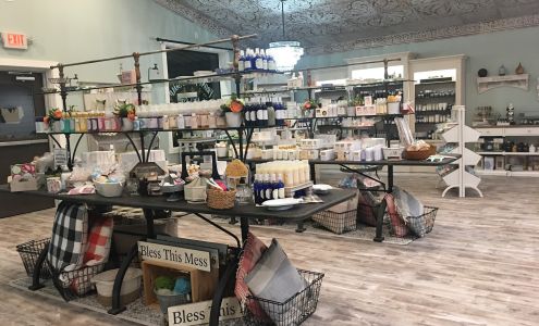 Front Porch Soap & Gift Co Lewistown