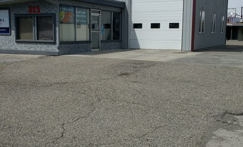 Atomic Lube 325 N Front St, Arco Idaho 83213