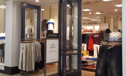 American Eagle Store North Bay