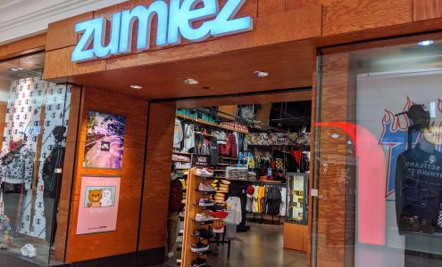 Zumiez