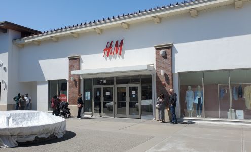 H&M
