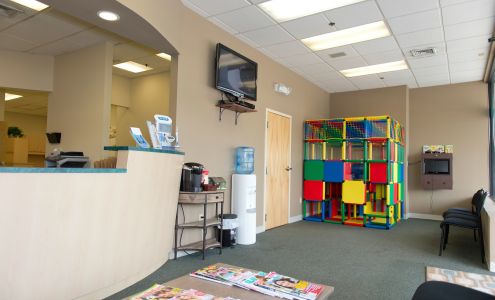 Dr. Dental: Dentistry & Braces