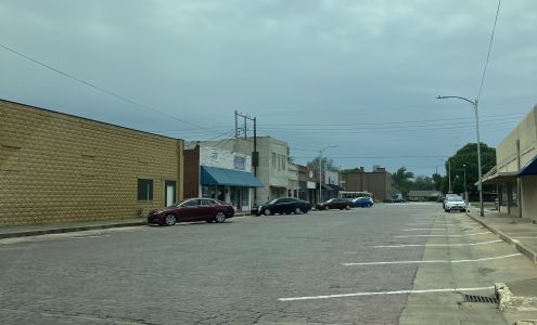 Town & Country Insurance 215 S Chickasaw St, Pauls Valley Oklahoma 73075