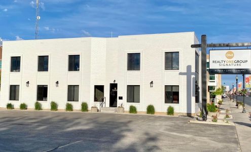 Realty ONE Group Signature