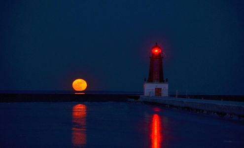 Farmers Insurance - Patricia Mueller 1405 13th St Ste.B, Menominee Michigan 49858