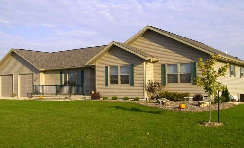 Design Homes Inc 600 N Marquette Rd, Prairie du Chien Wisconsin 53821