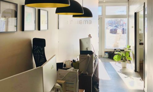 EMBLÈME Communication