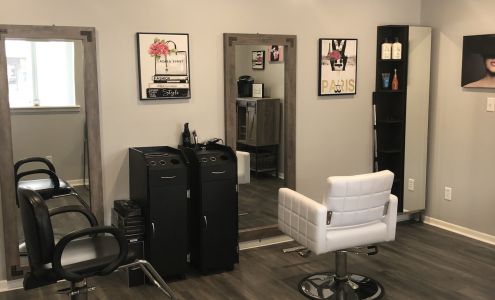 MiaMac Salon LLC 109 E Maine St, Amboy Minnesota 56010