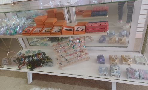 Lizzy's Boutique Plainview