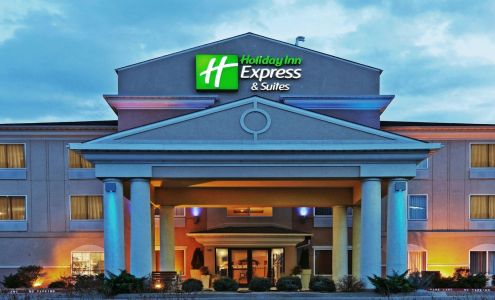 Holiday Inn Express & Suites Chickasha, an IHG Hotel