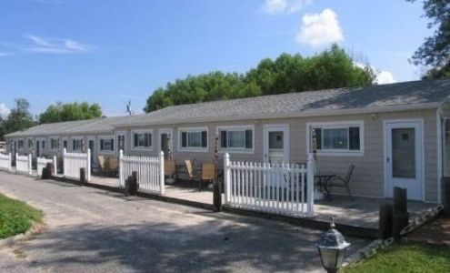 Holiday Motel Springhill