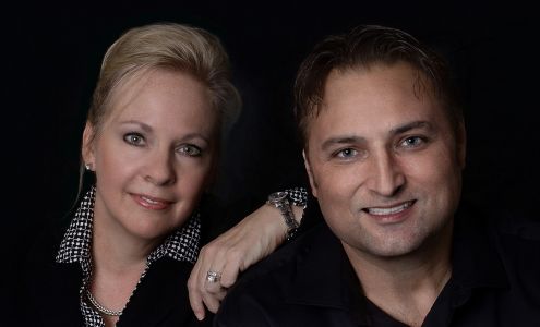 Keller Williams - Luxury Agents - Tim and Emily Holley - Cumming GA Realtors