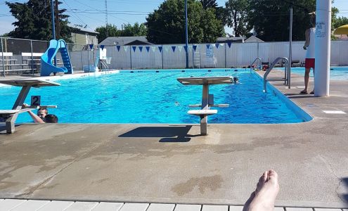 Forestburg Swimming Pool & Tennis Courts Forestburg