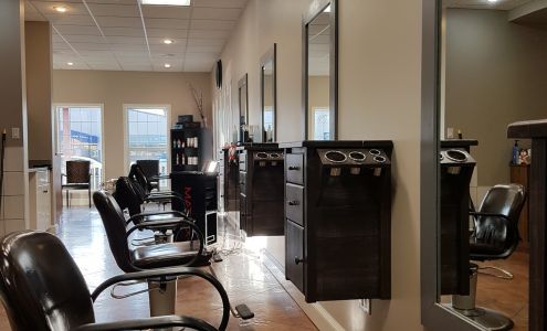 Hair Traces 112 3 Ave NE, Slave Lake Alberta T0G 2A2