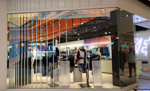 New Nike CF Rideau Centre