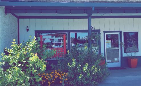 Little Red Hen Kitchen