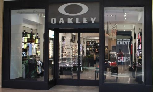 Oakley Store