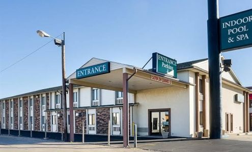 Quality Inn Hays I-70