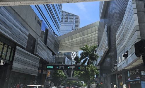 Brickell City Centre: Loading Zone C