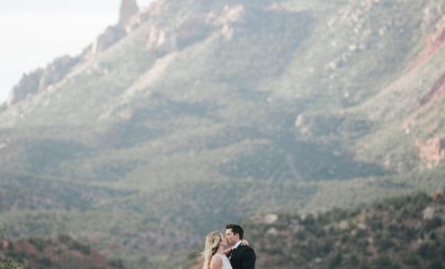 Sparrow's Heart Photography