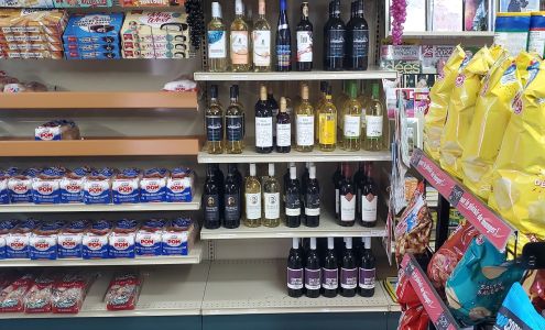 The Convenience Store Ferme-Neuve